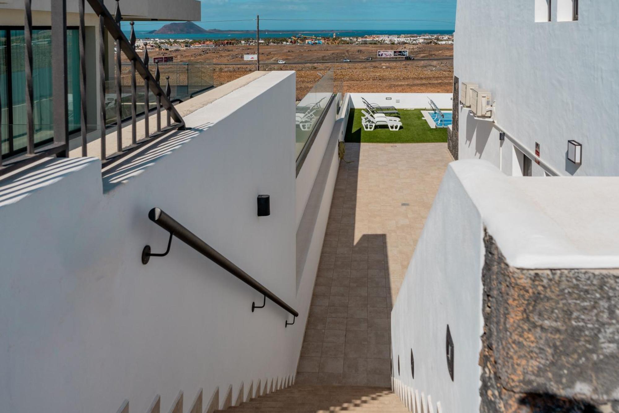 Sea Breeze Pool, Amazing View, Air Conditioning (adults Only) Corralejo